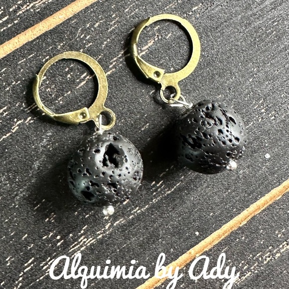 Beaded Hoop Earrings big lava rock - Picture 1 of 1